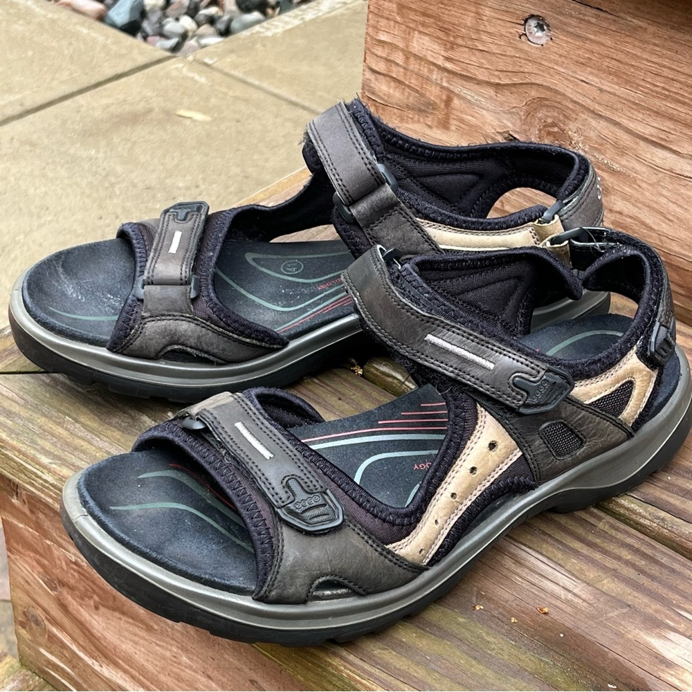 Ecco women's Black & Tan Sandals